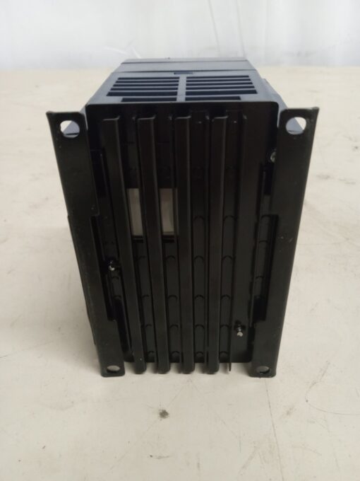 Fuji Electric FRNF25E1S-2U Inverter 3PH 25HP 200-240V 1-400Hz 1.5A 150% 1min - Image 4