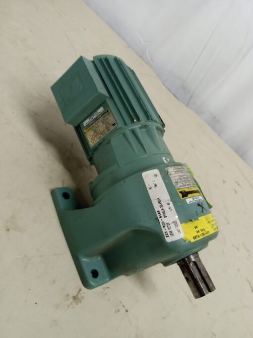 Tsubaki GMTA010-28L450VN2 3 Phase Gear Motor *Repaired* - Image 4