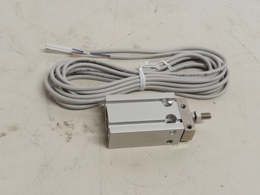 SMC CDUK16-10-DC109471 Air Cylinder - Image 4