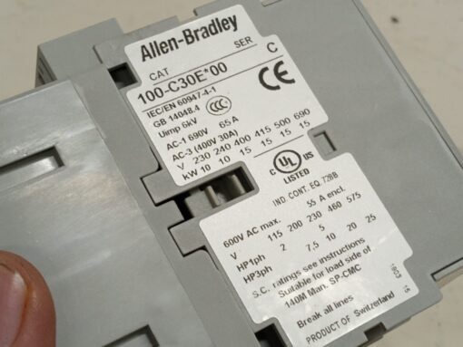 Allen-Bradley 100-C30EJ00 Contactor - Image 2