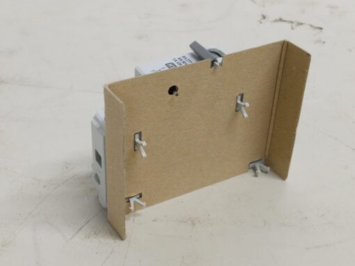 Allen-Bradley 1492-Acbh1 AUX CIRCUIT BREAKER - Image 4