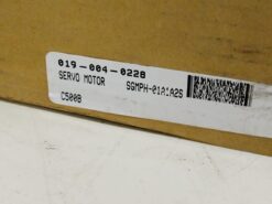 Yaskawa SGMPH-01A1A2S AC Servo Motor