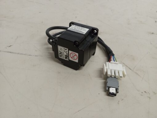 Yaskawa SGMPH-01A1A2S AC Servo Motor - Image 2