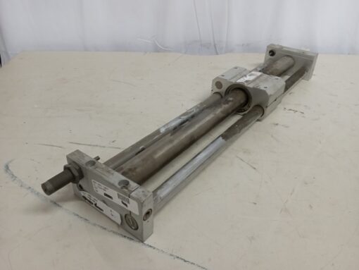 SMC CY2S40H-600B Cylinder - Image 2