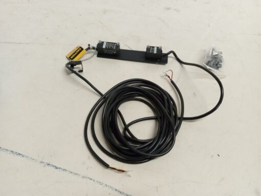 Keyence Lx2-110T Laser Sensor - Image 2