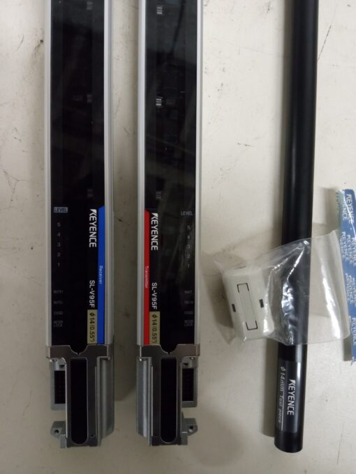 Keyence SL-V95F Light Curtain / TRANSMITTER & RECEIVER - Image 2