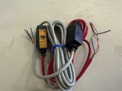 Alternative view of Omron Photoelectric Switch E3S-2LB4