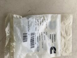 Alternative view of Cummins Banjo Connector Screw 3957770